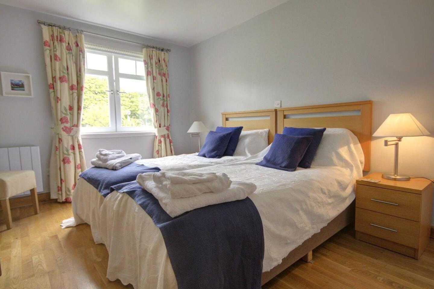 No1 The Links Apartment, Brora Exterior photo